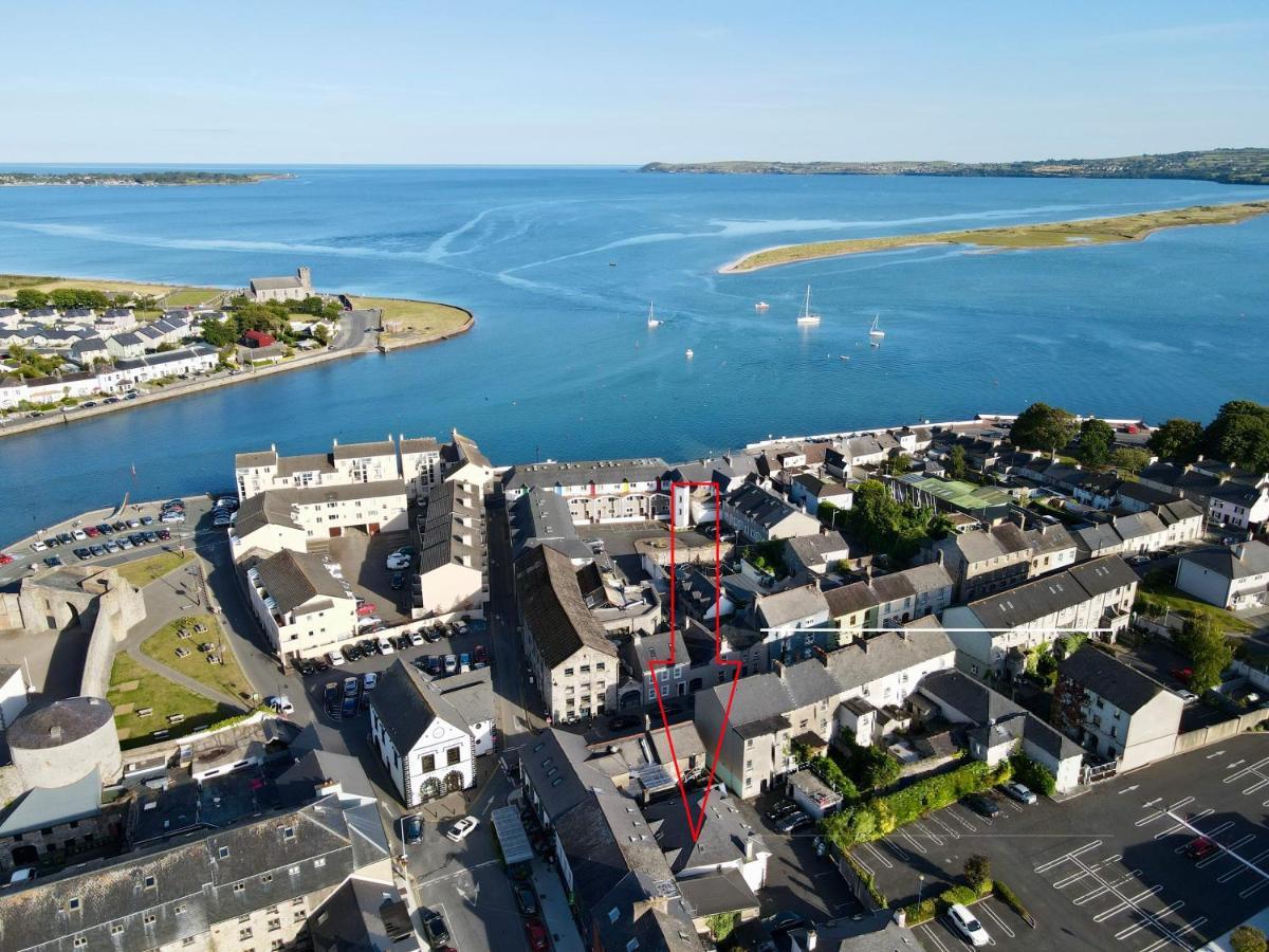 Two Bedroom Townhouse In The Heart Of Dungarvan Dungarvan  Exterior foto